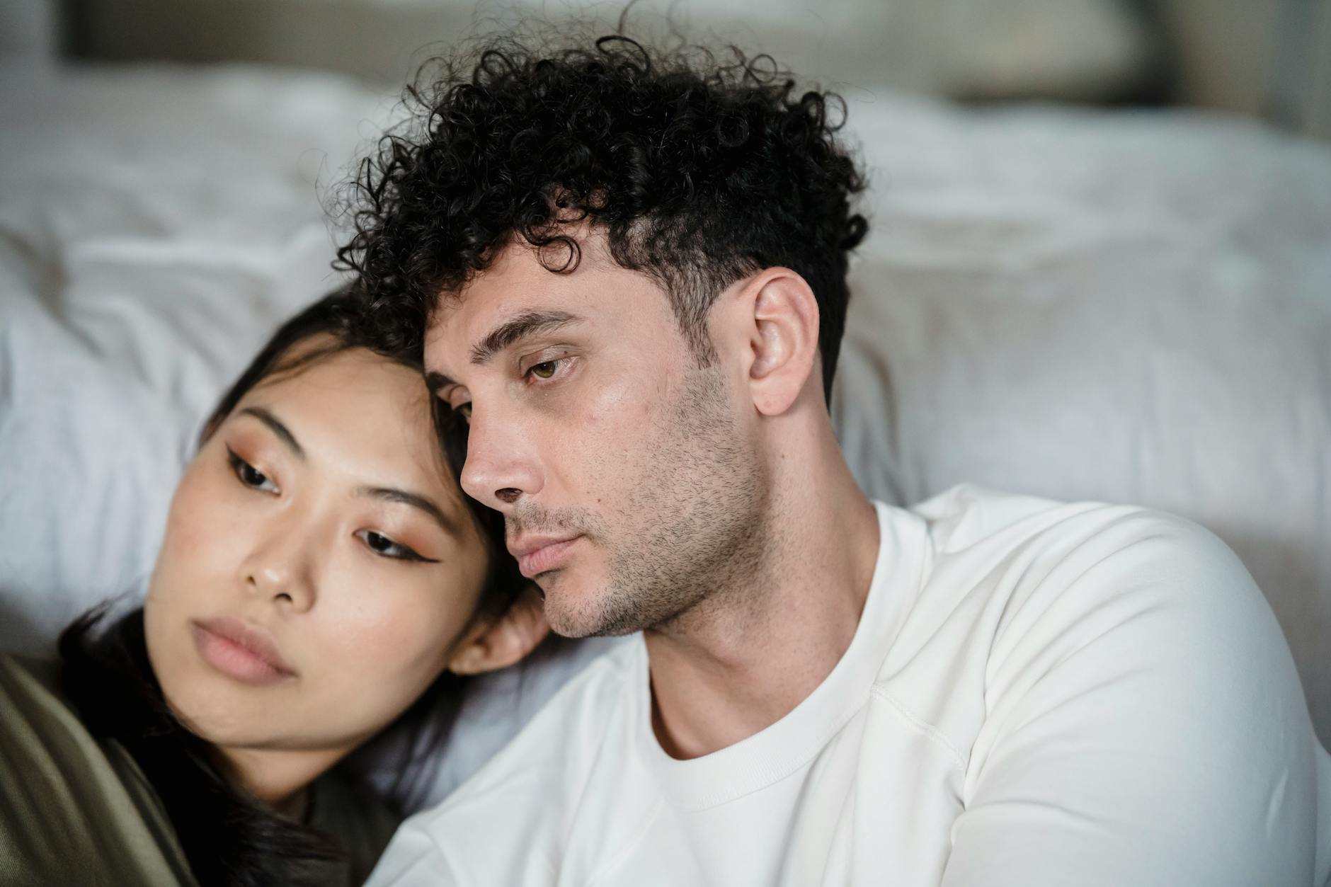 Anxious, Avoidant, Secure: Was dein Bindungsstil wirklich verrät