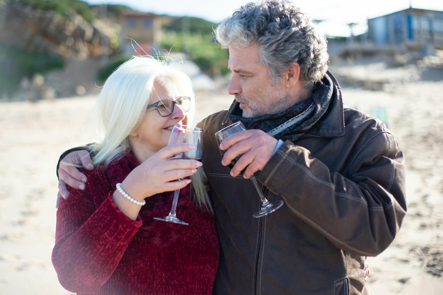 Dating mit 50+: Warum Online-Dating jetzt besser ist als je zuvor